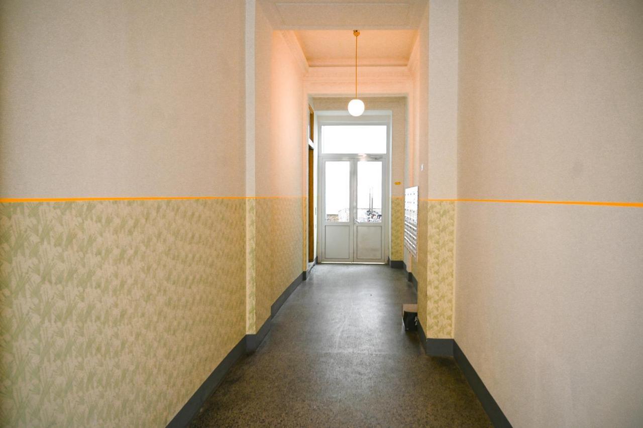 Hideaway Apartment Augarten เวียนนา ภายนอก รูปภาพ